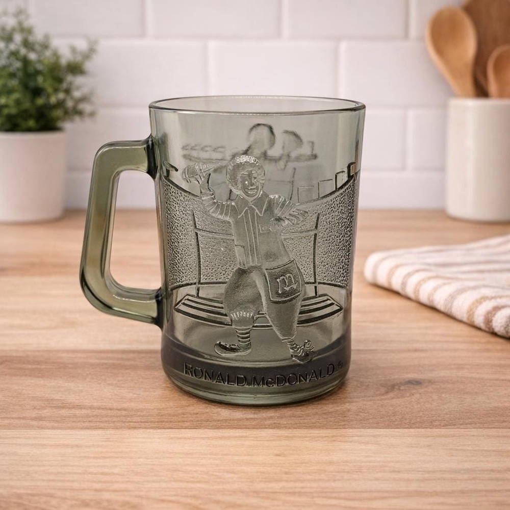 1977 McDonalds Ronald McDonald Glass Mug Smokey Gray